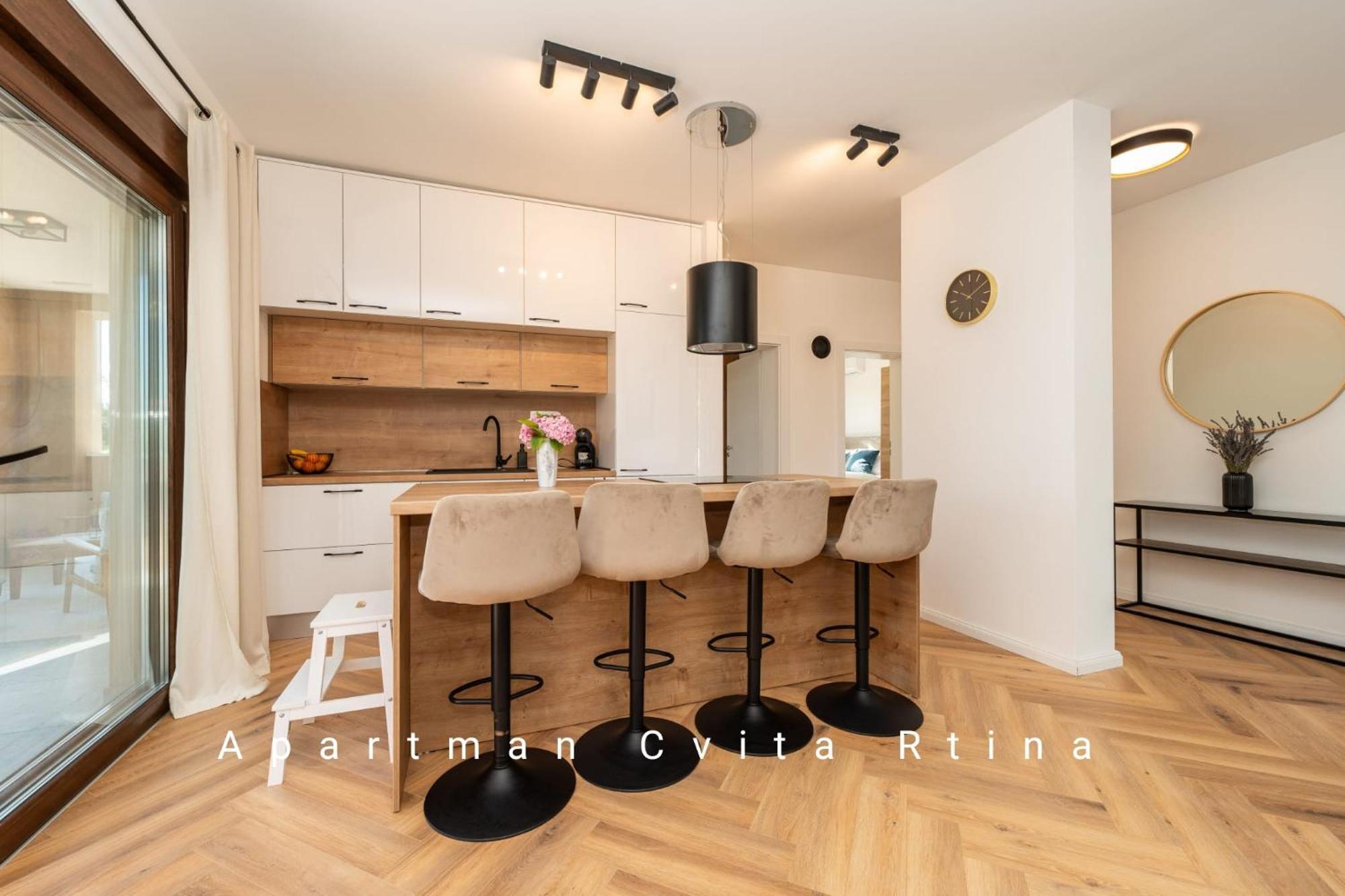 Apartman Cvita Ртина Екстериор снимка