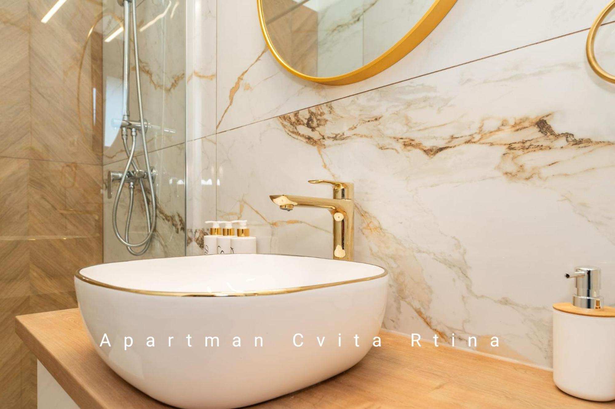 Apartman Cvita Ртина Екстериор снимка