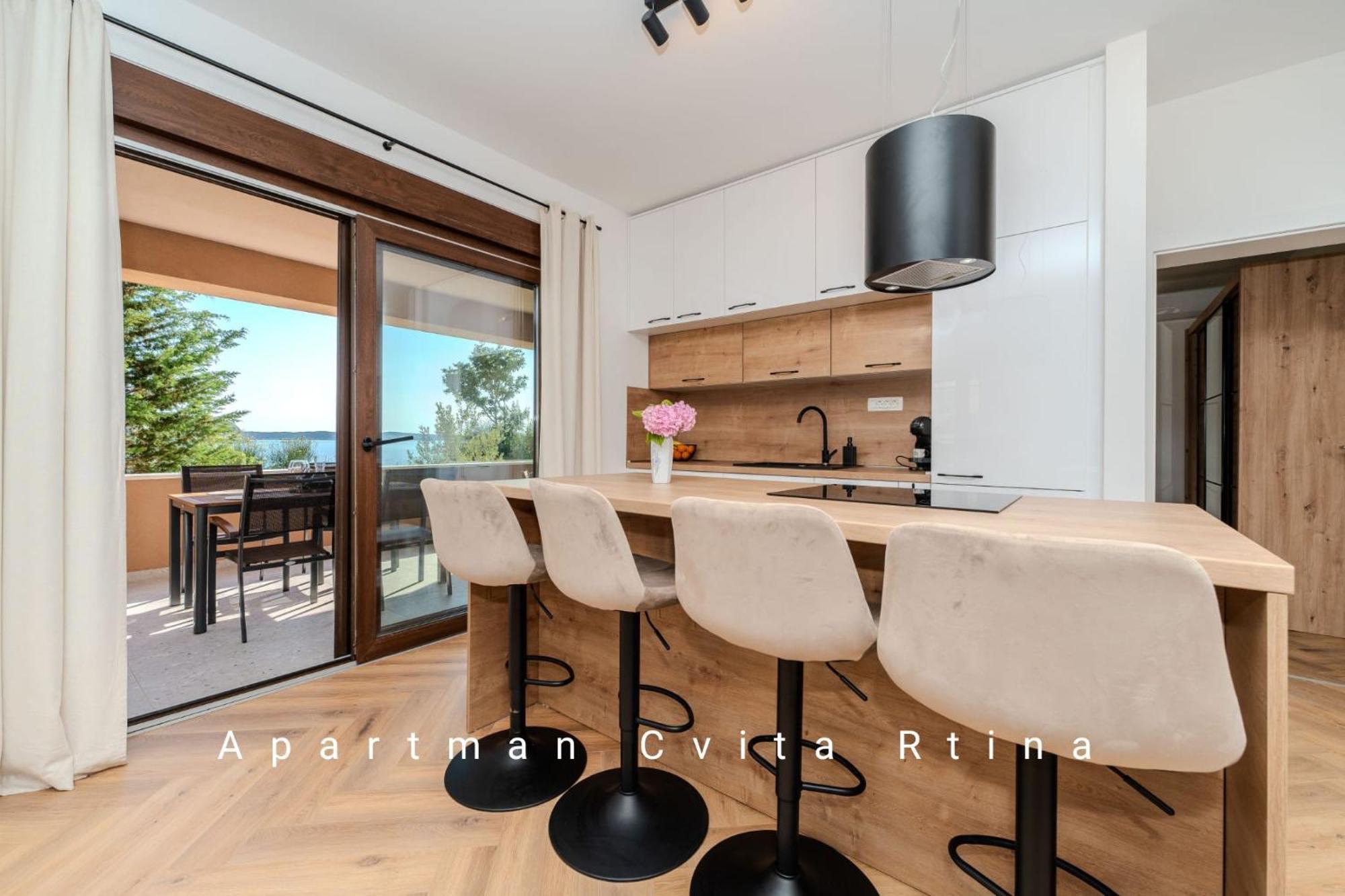 Apartman Cvita Ртина Екстериор снимка