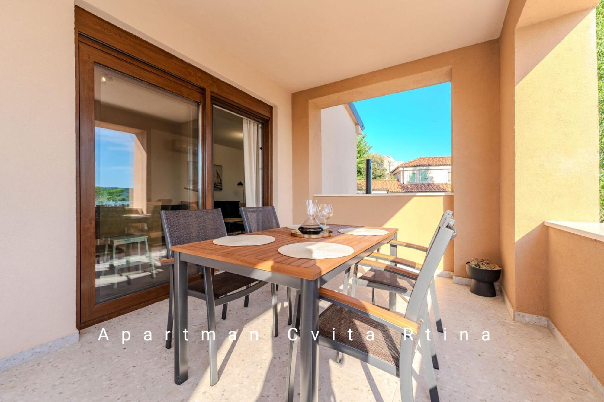Apartman Cvita Ртина Екстериор снимка