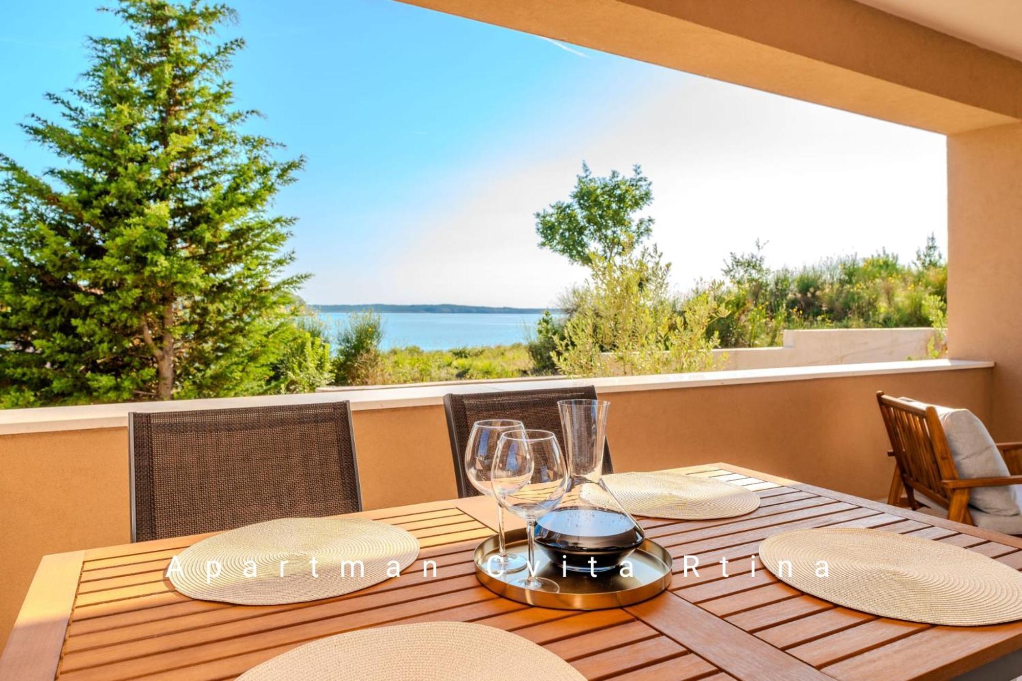 Apartman Cvita Ртина Екстериор снимка